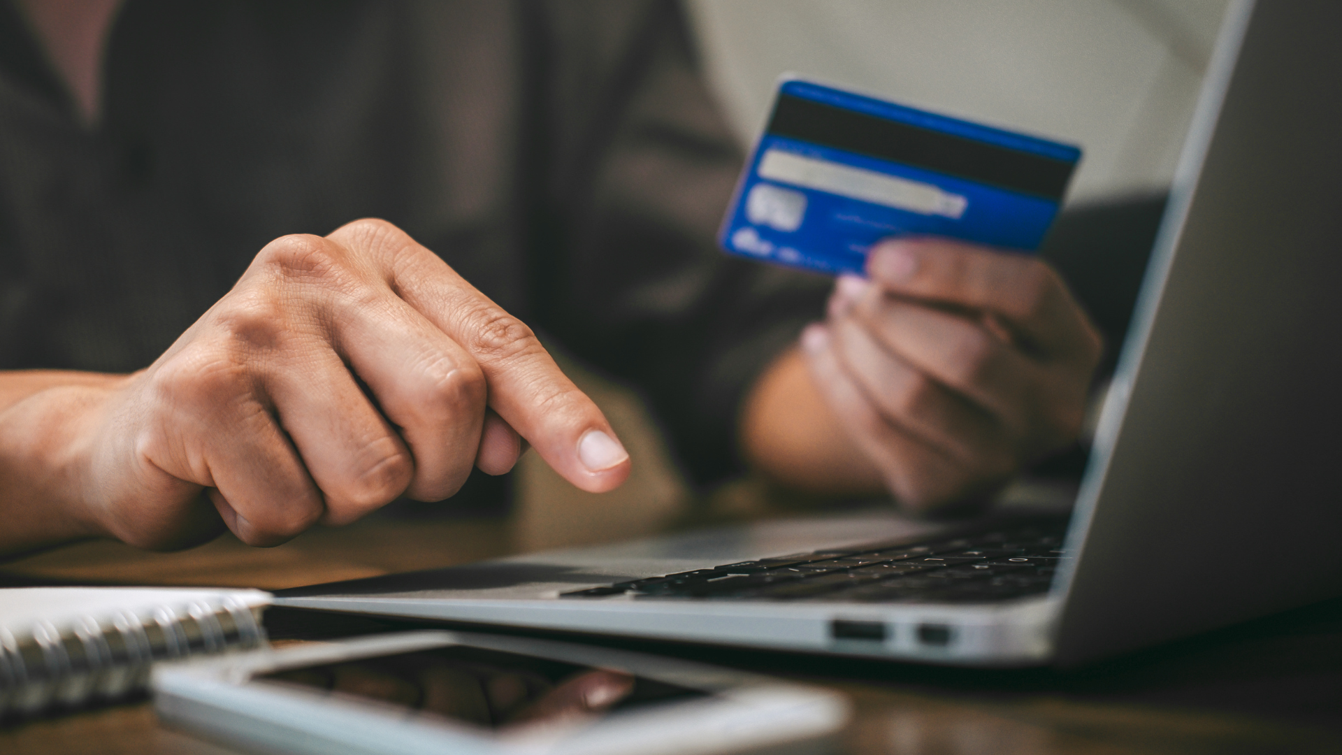 laptop, karta kredytowa